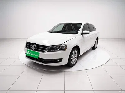 2013 Volkswagen Lavida Facelift Classic 1.6L Automatic Trend, фото 1, лот 10817129