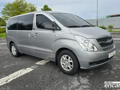 2015 Hyundai Starex 12-Seater Wagon, фото 2, лот 11181914