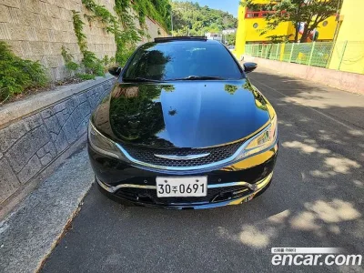 2015 Chrysler 200 2.4 C, фото 2, лот 10036062