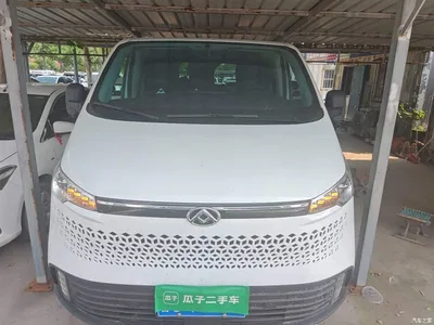 2023 SAIC Maxus Xintu V70 Model 2.0T Elite Manual Short Wheelbase Low Roof 5/6 Seats (125Ps), фото 3, лот 11159025
