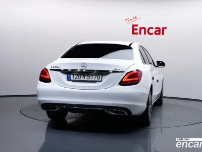 2021 Mercedes-Benz C-Class C220 d 4MATIC, фото 4, лот 10037873