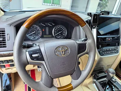 2016 Toyota Land Cruiser (Import), фото 3, лот 10392909