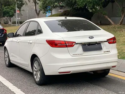 2015 Ford Escort 1.5L Automatic Fashion, фото 4, лот 11192595
