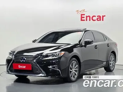 2018 Lexus ES 300h Supreme, фото 1, лот 10033174