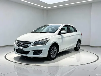 2015 Suzuki Alivio 1.6L Manual Comfort, фото 1, лот 11580594