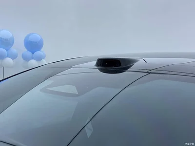 2025 Li Auto i6 4WD Base Model, фото 2, лот 10387718