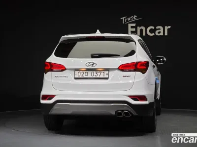 2017 Hyundai Santafe Diesel 2.0 2WD, фото 4, лот 11178061