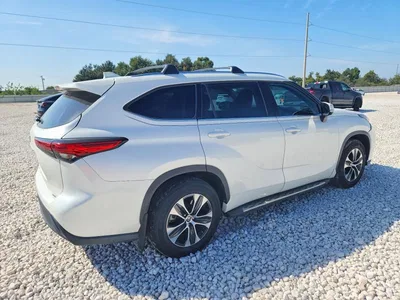 2021 TOYOTA HIGHLANDER XLE, фото 3, лот 10516430
