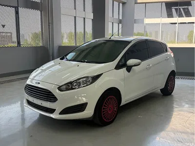 2013 Ford Fiesta Hatchback 1.5L Manual Trend, фото 1, лот 10294913