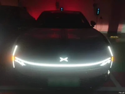 2025 XPeng P7 Base Model, фото 3, лот 11002567