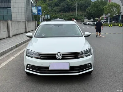 2015 Volkswagen Sagitar 230TSI Manual Comfort, фото 2, лот 10457294