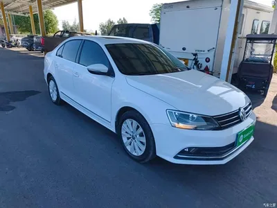 2015 Volkswagen Sagitar 1.6L Manual Comfort, фото 4, лот 11002849