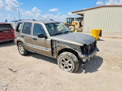2005 JEEP LIBERTY, фото 4, лот 10978943