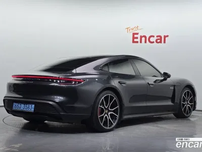 2025 Porsche Taycan 4S, фото 2, лот 10094167