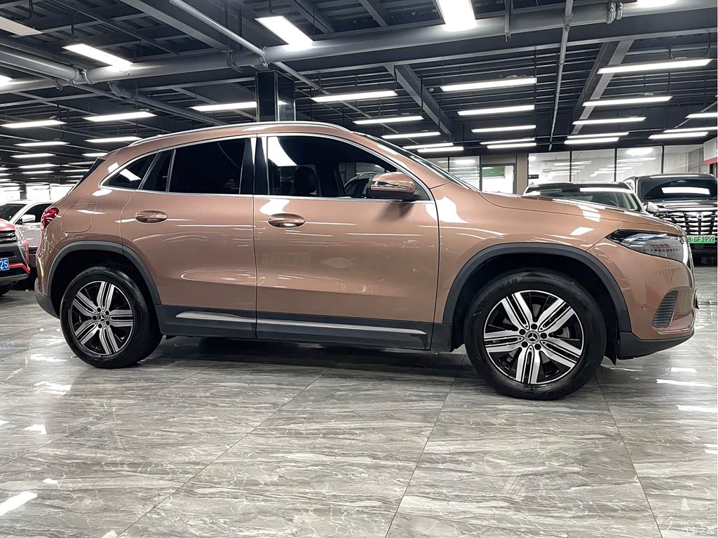 2022 Mercedes-Benz EQA 260, фото 3, лот 11018301