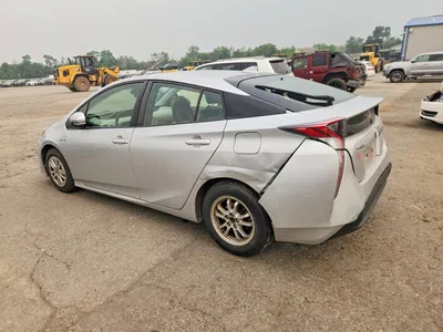 2017 TOYOTA PRIUS TWO, фото 2, лот 10546903