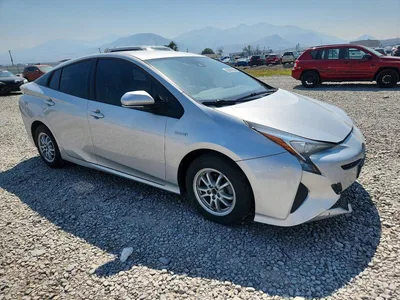 2017 TOYOTA PRIUS TWO, фото 4, лот 10582611