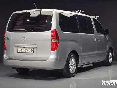 2016 Hyundai Starex 12-Seater Wagon, фото 2, лот 10161233
