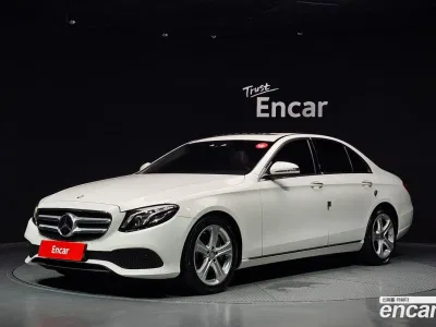 2017 Mercedes-Benz E-Class E220d Avantgarde Intelligent Drive, фото 1, лот 10216410
