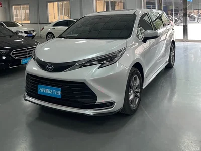 2023 Toyota Sienna 2.5L Hybrid Comfort Edition, фото 1, лот 10324010