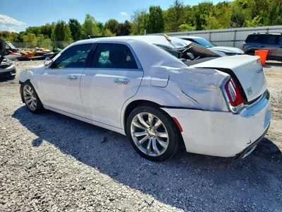 2020 CHRYSLER 300 LIMITED, фото 2, лот 10867214