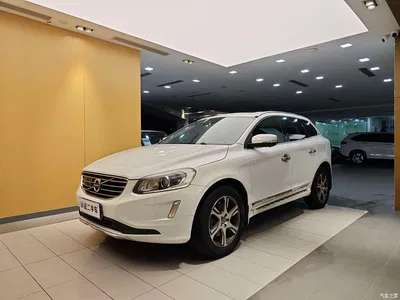 2015 Volvo XC60, фото 1, лот 10351610