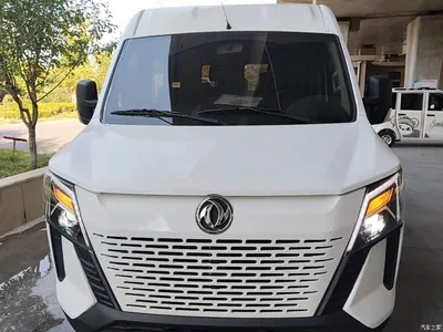 2023 Dongfeng Yufeng Yufeng V9+ 2.0T Manual FWD Multi-purpose Short Wheelbase Medium Roof 5/6 Seater, фото 3, лот 11144927