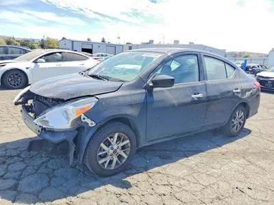 2018 NISSAN VERSA SV, фото 1, лот 10752454