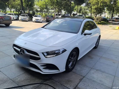2022 Mercedes-Benz A-Class A 180 L Sport Sedan, фото 1, лот 10301769