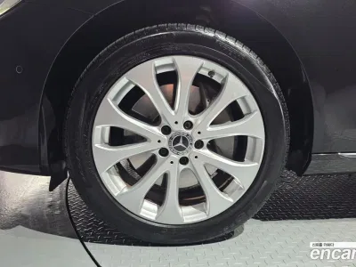 2019 Mercedes-Benz E-Class E300 4MATIC Exclusive, фото 4, лот 10046989