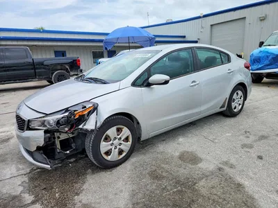 2017 KIA FORTE LX, фото 1, лот 10776372