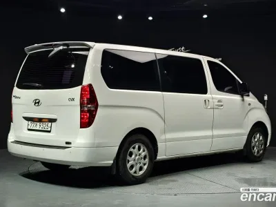 2012 Hyundai Starex 12-Seater Wagon, фото 1, лот 10192586