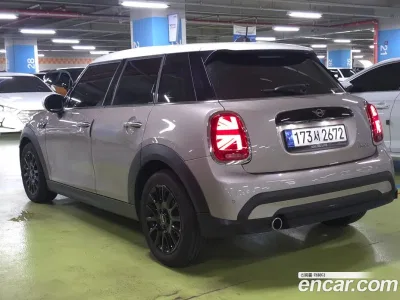 2024 Mini Cooper 5Door Classic, фото 2, лот 10205480