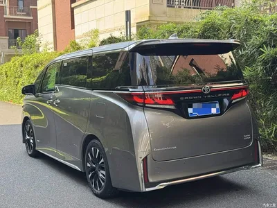 2024 Toyota Vellfire Crown Hybrid 2.5L Executive Premium Edition, фото 3, лот 10404588