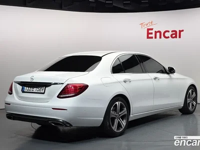 2019 Mercedes-Benz E-Class E300 Avantgarde, фото 2, лот 10169851
