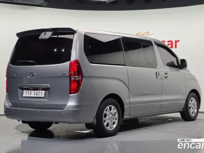2015 Hyundai Starex 12-Seater Wagon, фото 2, лот 10266473