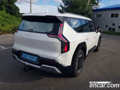 2024 Kia EV9 Long Range 4WD, фото 2, лот 10183422