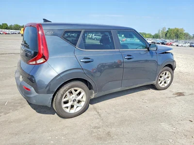 2022 KIA SOUL LX, фото 3, лот 10783395