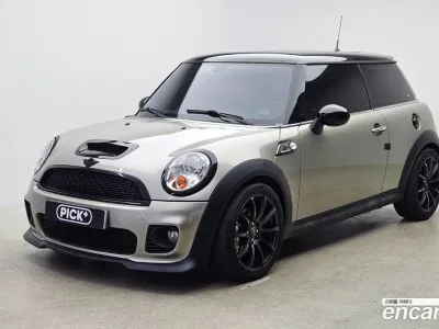 2008 Mini Cooper Standard, фото 1, лот 10109326