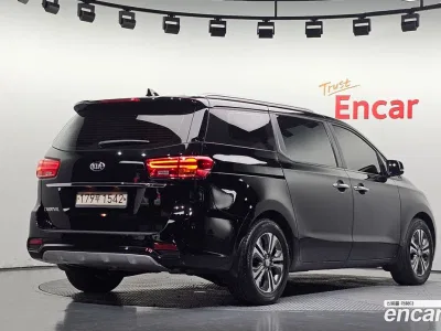 2020 Kia Canival 9-Seater Luxury, фото 2, лот 11135071