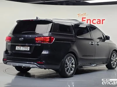 2019 Kia Canival 9-Seater Noblesse Special, фото 2, лот 10386896