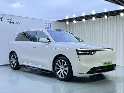 2025 AITO Wenjie AITO M8 Range Extender Max+ Edition 53.4kWh 5-seater, фото 2, лот 10278957