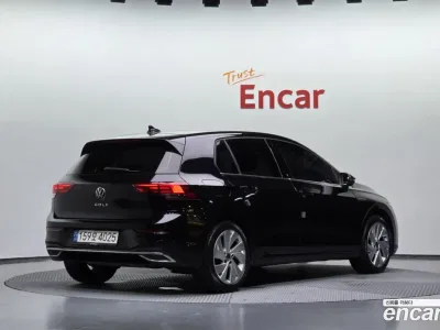 2022 Volkswagen Golf 2.0 TDI Premium, фото 2, лот 10132110