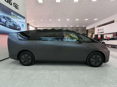 2024 Li Auto MEGA Ultra, фото 4, лот 10446135