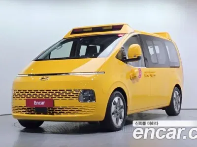 2024 Hyundai Staria L3.5 Kinder Safety Car, фото 1, лот 10032054