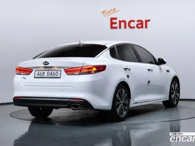2016 Kia K5 2.0 MX, фото 1, лот 10071832