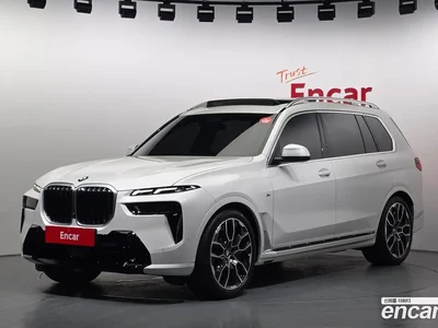 2025 BMW X7 xDrive 40i M Sport 7STR, фото 1, лот 10113214