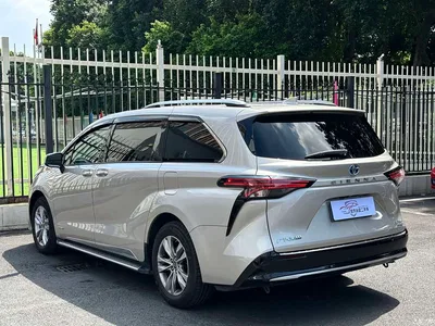 2021 Toyota Sienna 2.5L Hybrid Platinum Edition, фото 4, лот 11507382