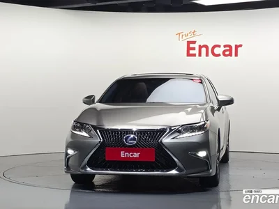 2017 Lexus ES 300h Supreme XV60, фото 3, лот 11744215