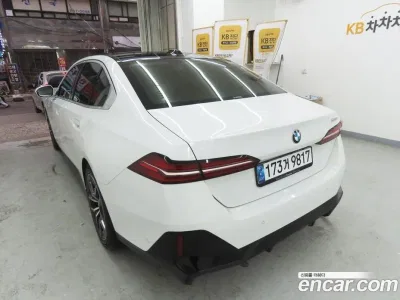 2024 BMW 5-Series 523d M Sport, фото 3, лот 10057124